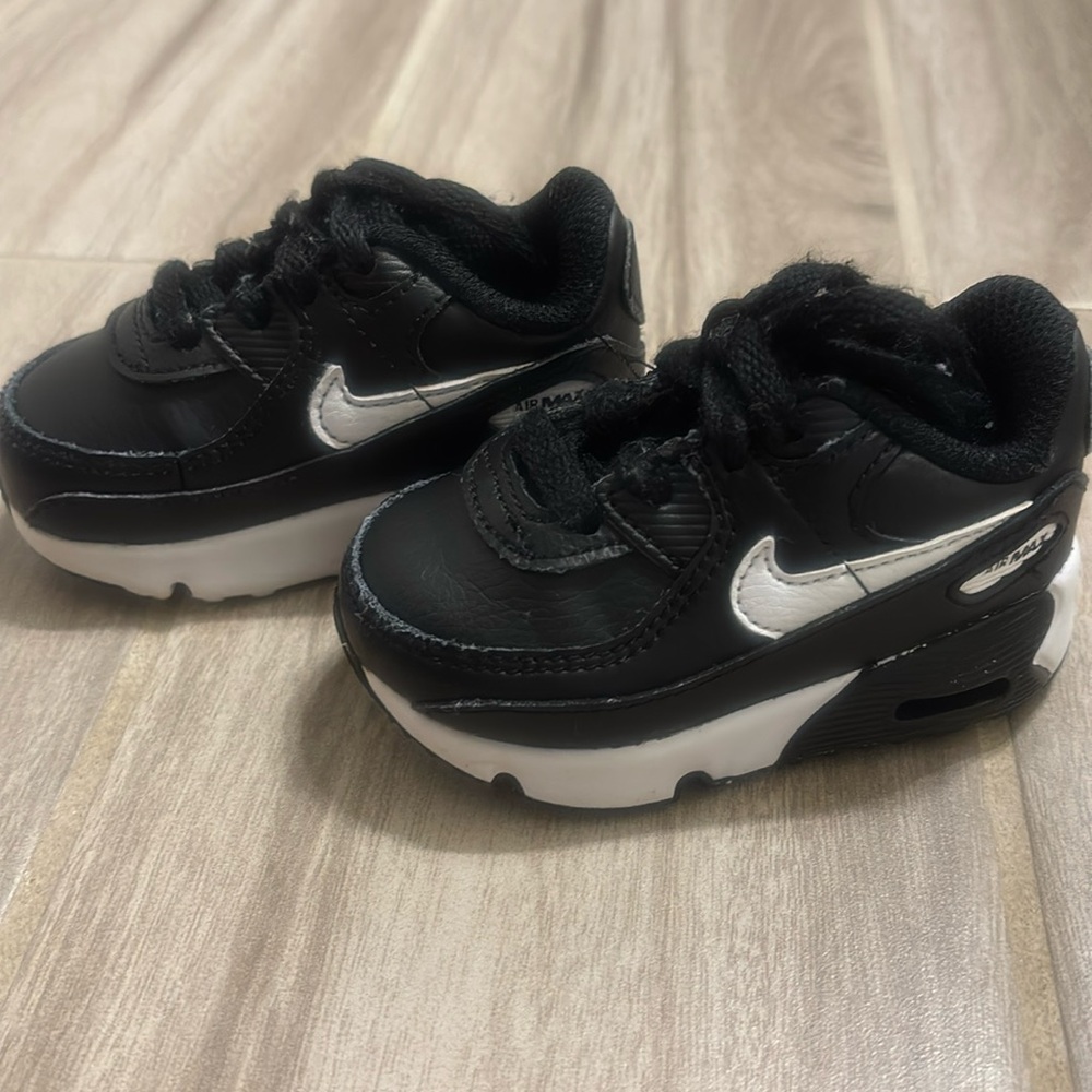 Baby Girl Nikes. Size 3C.